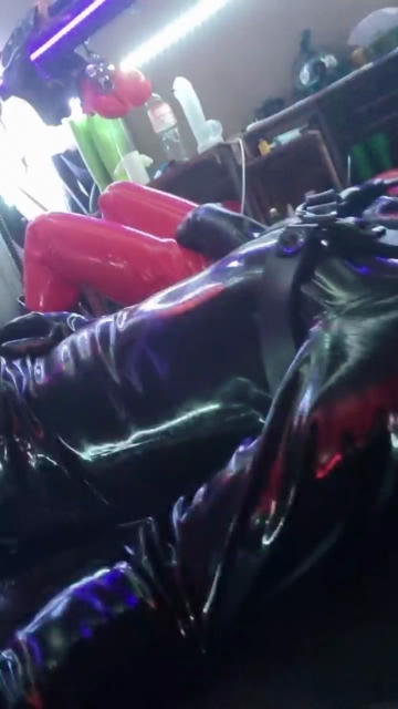 Rubberguy_xx  22-08-2021 Recorded Video Topless